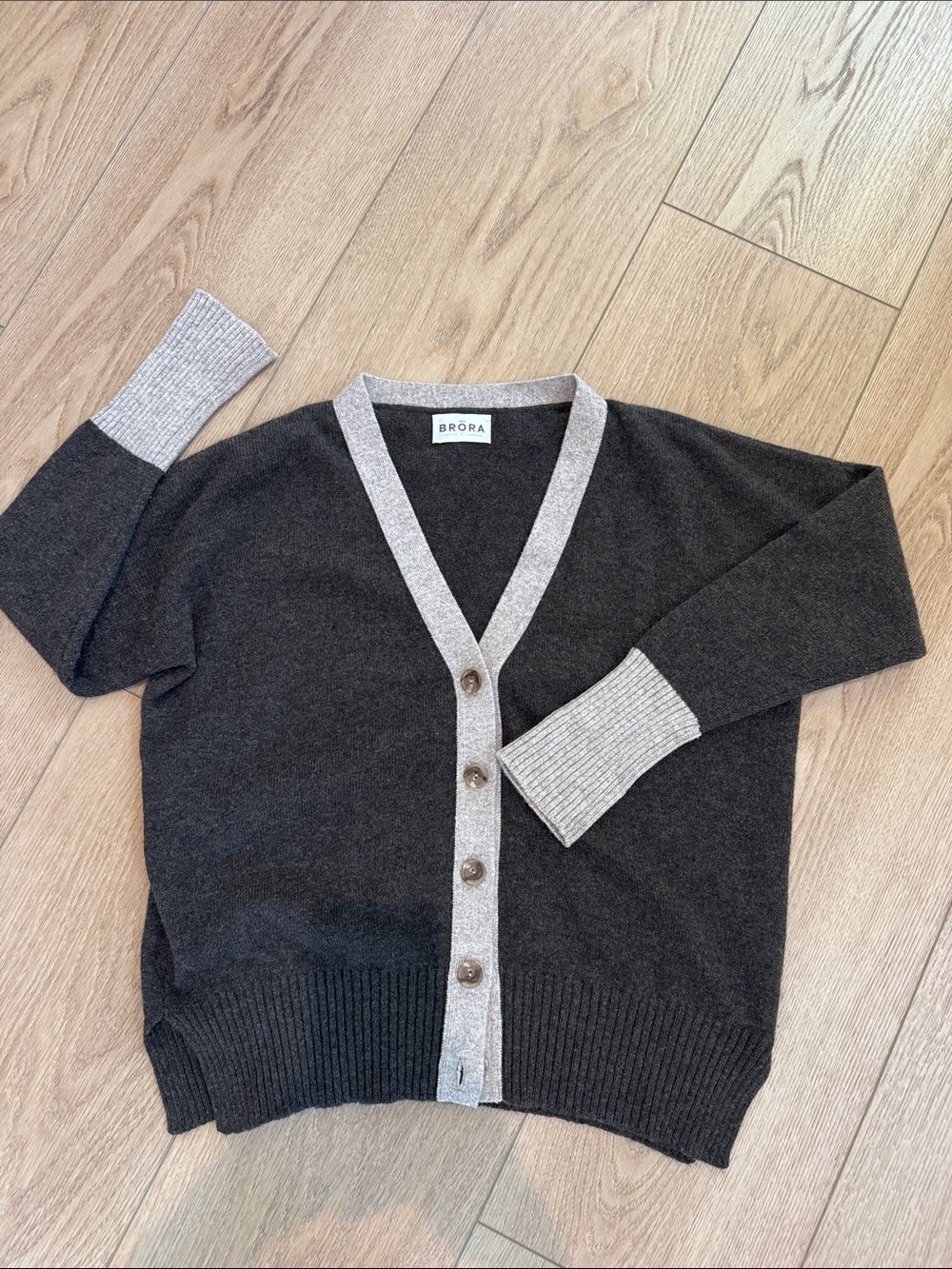 Brora Scottish cashmere cardigan xs/s